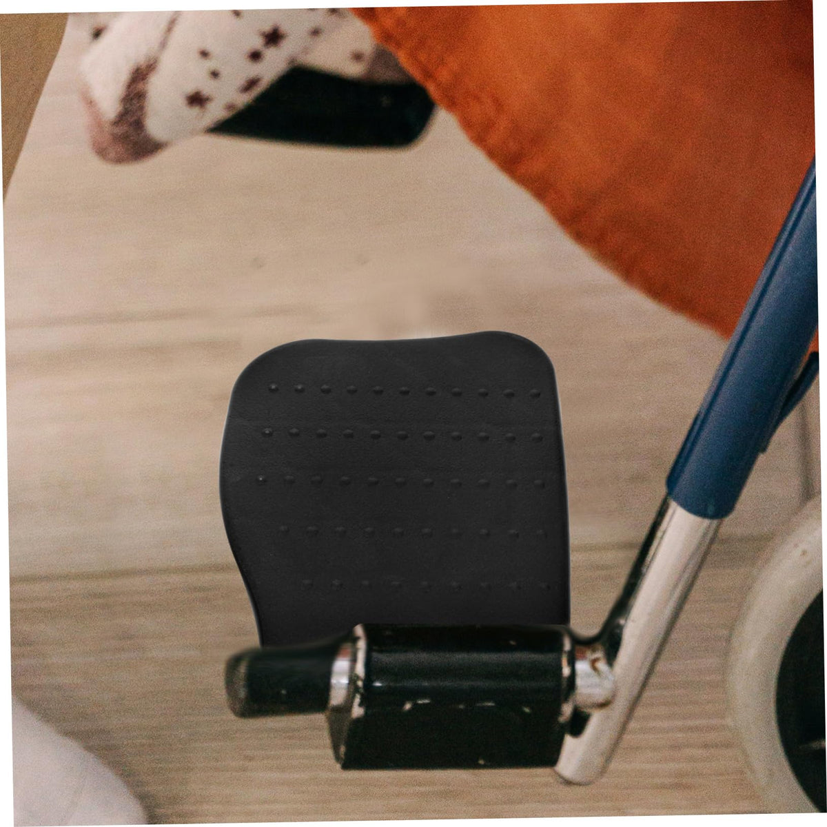 Heavy Duty Wheelchair Footrests B384533