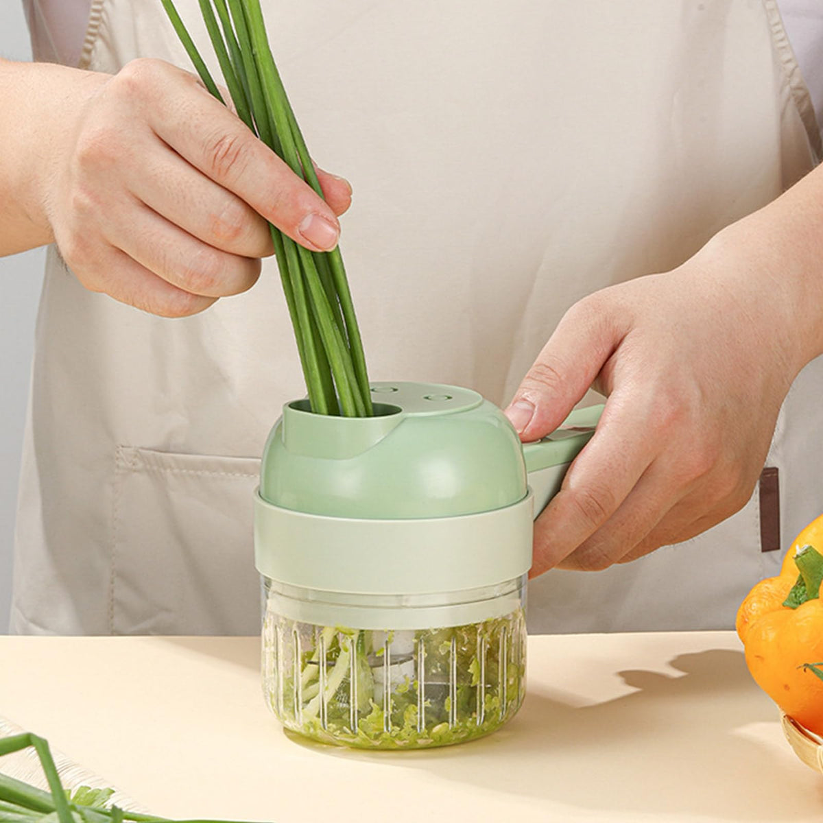 4 In 1 Cordless Electric Vegetable Cutter Y68162